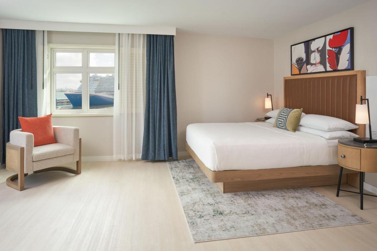 One-Bedroom Junior Suite